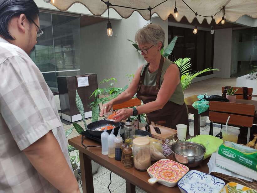 Makati: Hands on Manila Cooking Class - Who should book this experience?