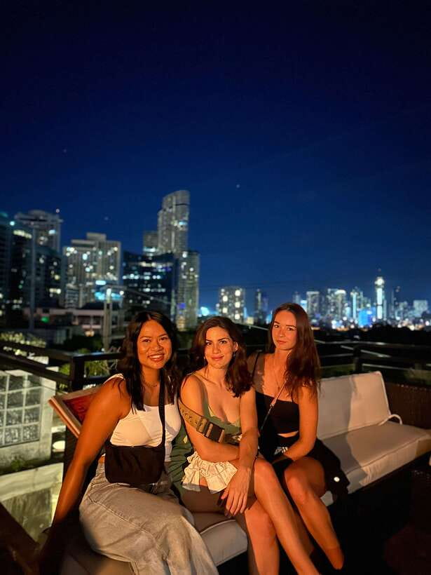 Makati Hidden Bars and Rooftop Bars with Venus - Moving into a house or techno club