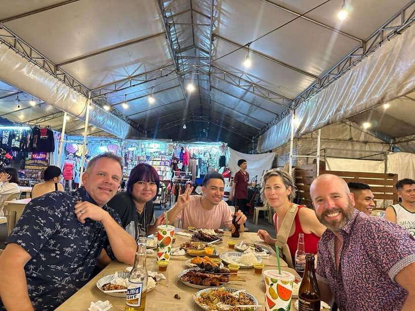 Makati: Street Food Experience with a Local Guide - Filipino street food at the start of the night