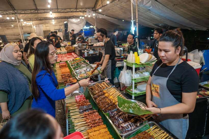 Makati: Street Food Experience with a Local Guide - Practical ways to make the night better