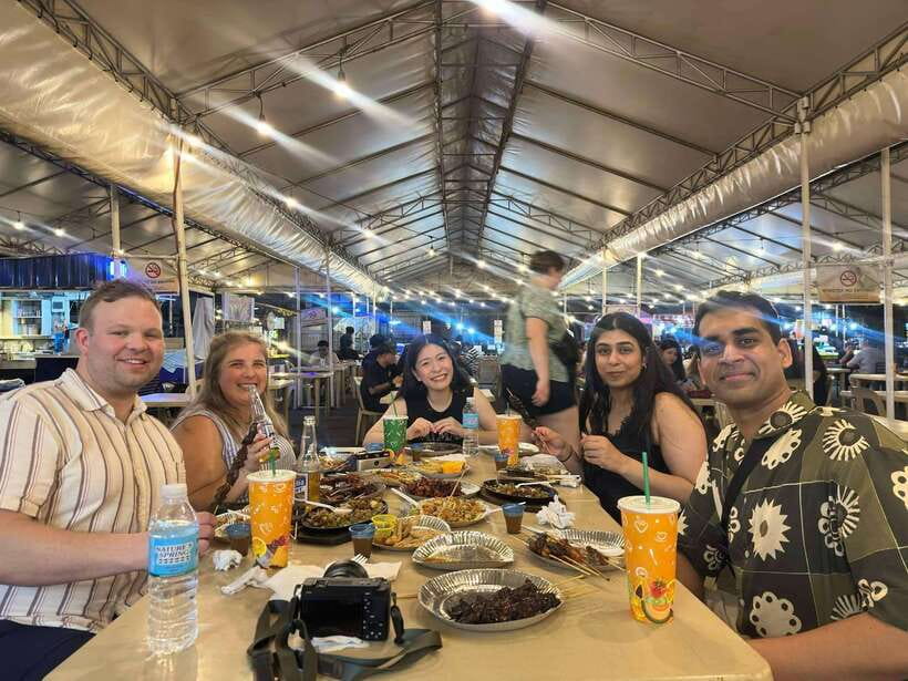 Makati Street food Tour, End with a Rooftop City View - Street food first, skyline second