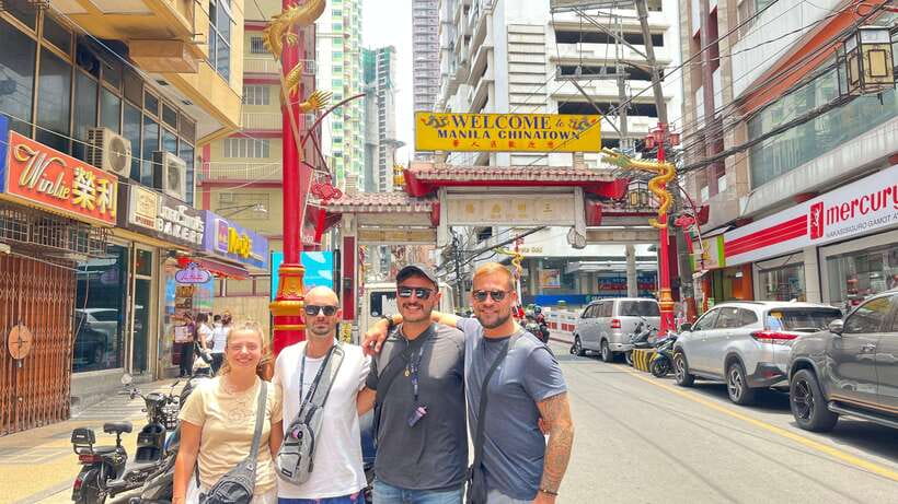 Manila Chinatown Food Tour with Local Guide - The food crawl: Chinese street food across several stops