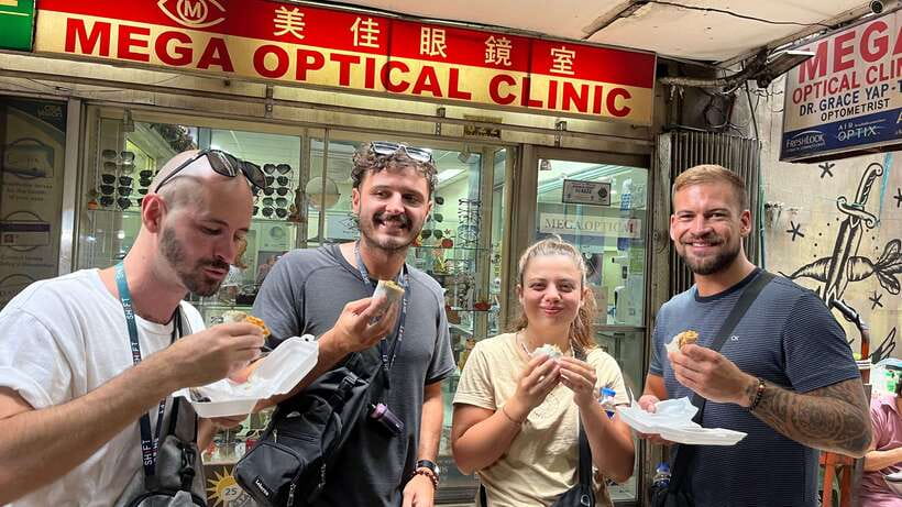 Manila Chinatown Food Tour with Local Guide - The pace, heat, and rain-or-shine policy