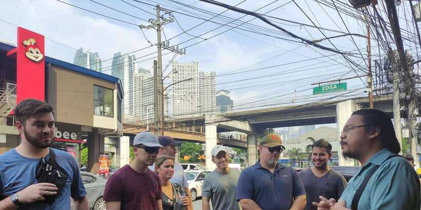 Manila Food Tour: Introduction to Philippine Street Food - Beer, juices, and a stop at the local bar