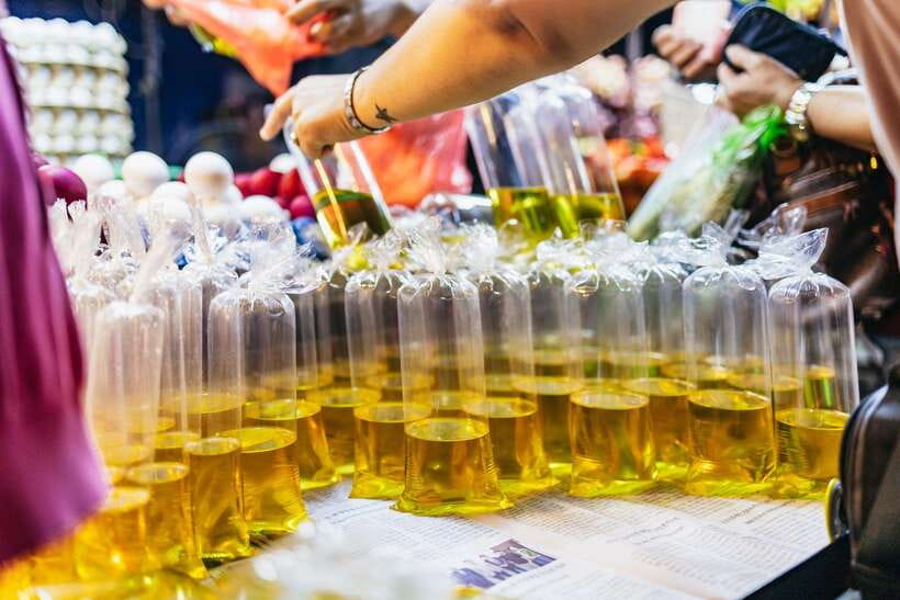 Manila: Guided Night Market Experience - Binondo and Manila’s Chinatown