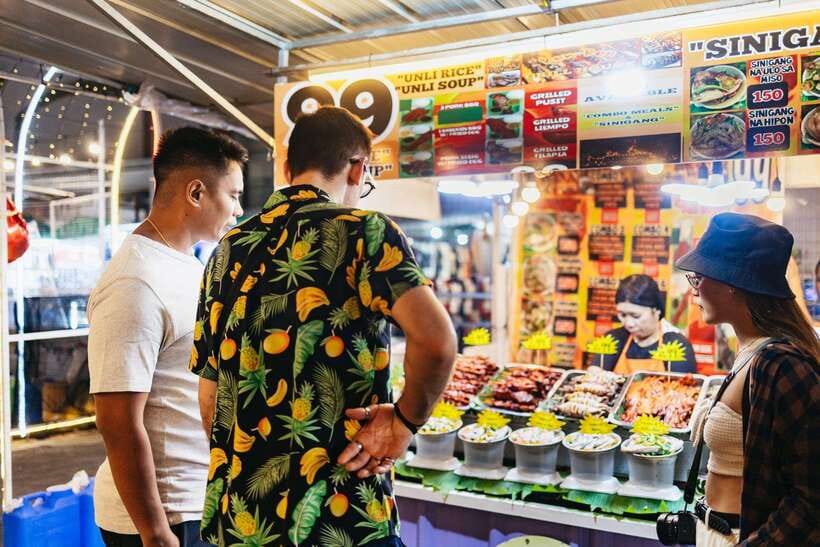 Manila: Guided Night Market Experience - Tuk-tuk, train, and jeepney rides