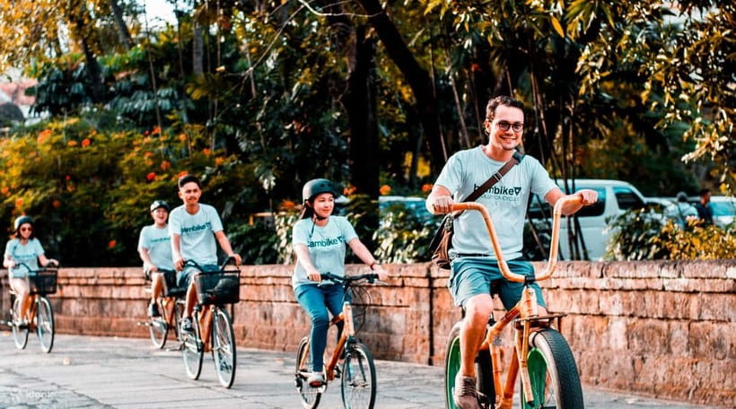 Manila: Guided Sunset Bamboo Bike Tour in Intramuros - Gateways and wartime memories at Puerta del Parian