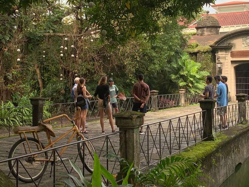 Manila: Guided Sunset Bamboo Bike Tour in Intramuros - Puerta Real Gardens: a calm pause inside the walls