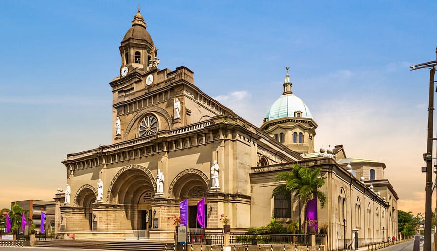 MANILA HALF-DAY TOUR (4HRS) - San Agustin Church and the city’s colonial character