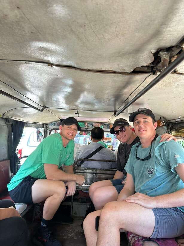 Manila: Hidden Gems Guided Tour - Old apartments and Manila’s backstreets