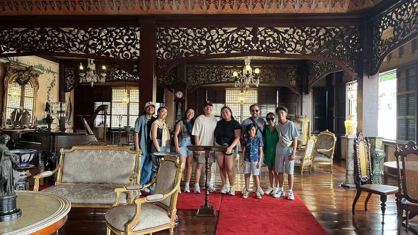 Manila: Intramuros Walking Tour. - How the guides shape the experience