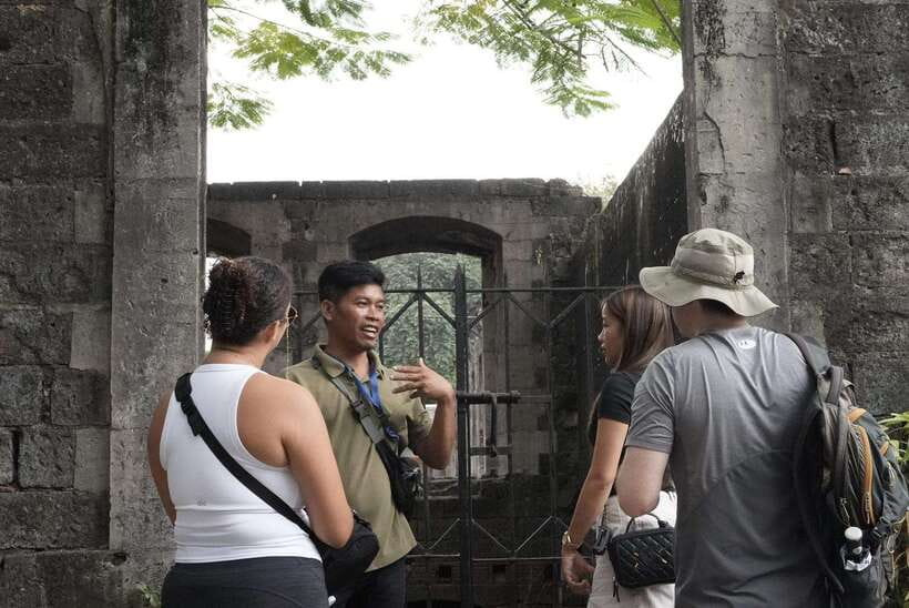 Manila: Intramuros Walled City Guided Walking Tour - Should you book the Intramuros walking tour?
