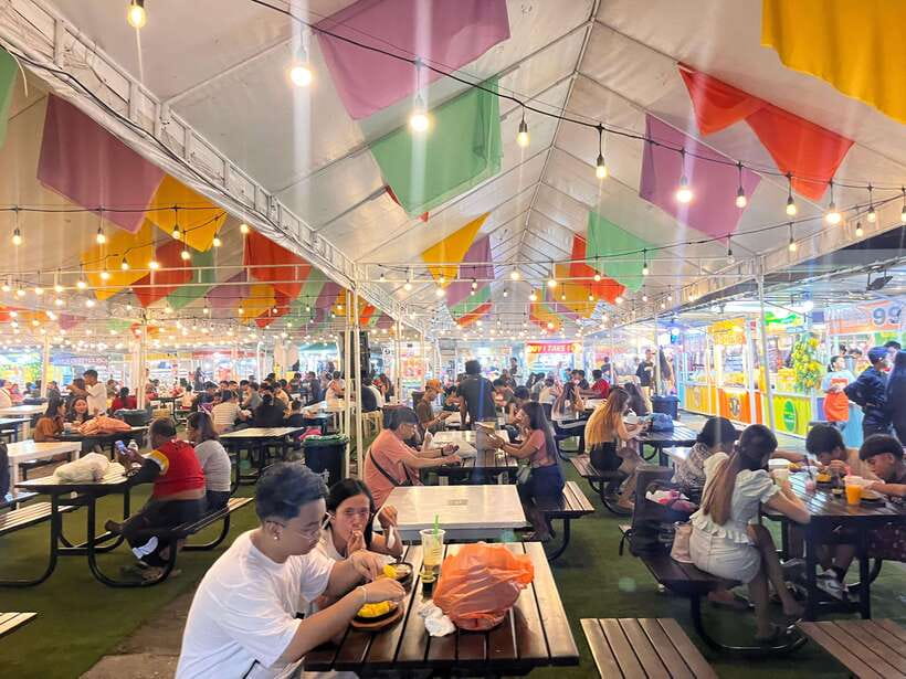 Manila Night Market with Local Guide - Ending at a Manila rooftop bar