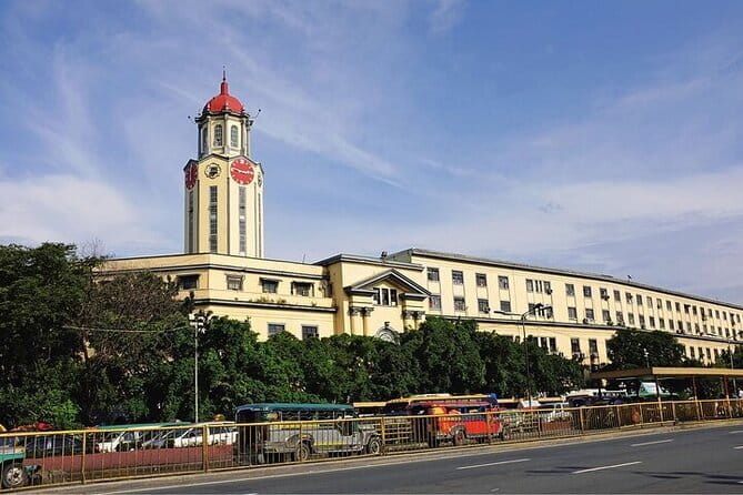 Manila Old & New City Walking Tour With A Guide - Rizal Park and the national story