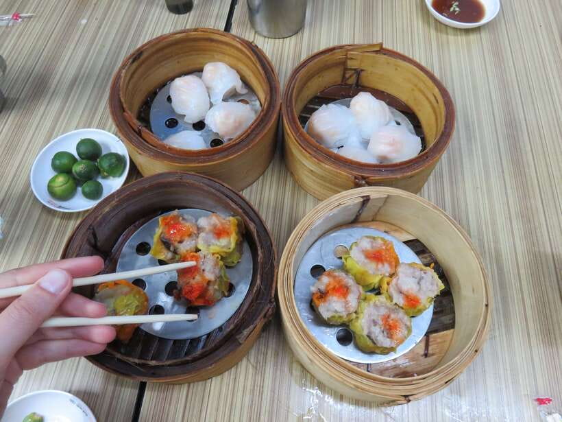 Manila: Sightseeing and Food Walking Tour with Tastings - Key points at a glance