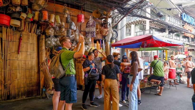 Manila: Sightseeing and Food Walking Tour with Tastings - Should you book the Quiapo, Binondo, and Intramuros tour?