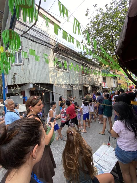 Manila: Taste and See Authenticity - Riding a tuk-tuk, jeepney, and other local transport