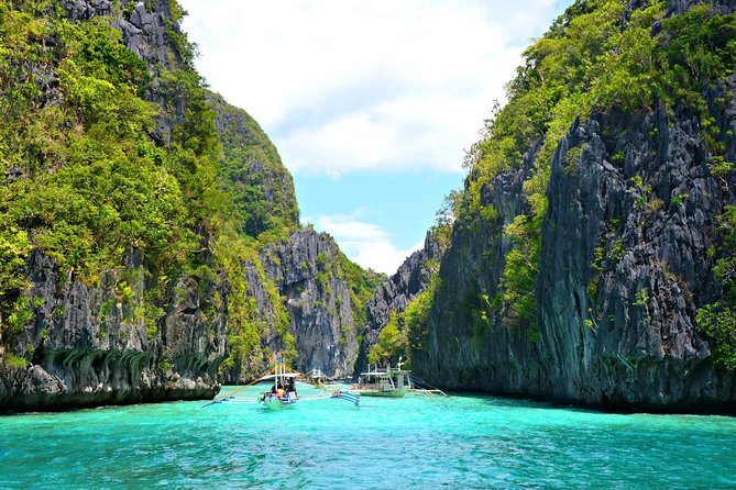 Off the Beaten Path Private Tour El Nido (Sibaltan) - A private boat changes the pace