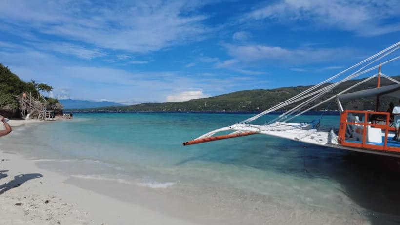 Oslob: Whale Sharks, Tumalog Falls & Sumilon Trio Adventure - Lunch and the ride back