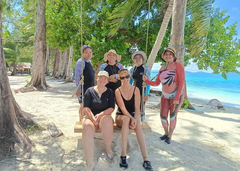 PALAWAN: Balabac Island Hopping with Full board Meals - The long road from Puerto Princesa to Buliluyan
