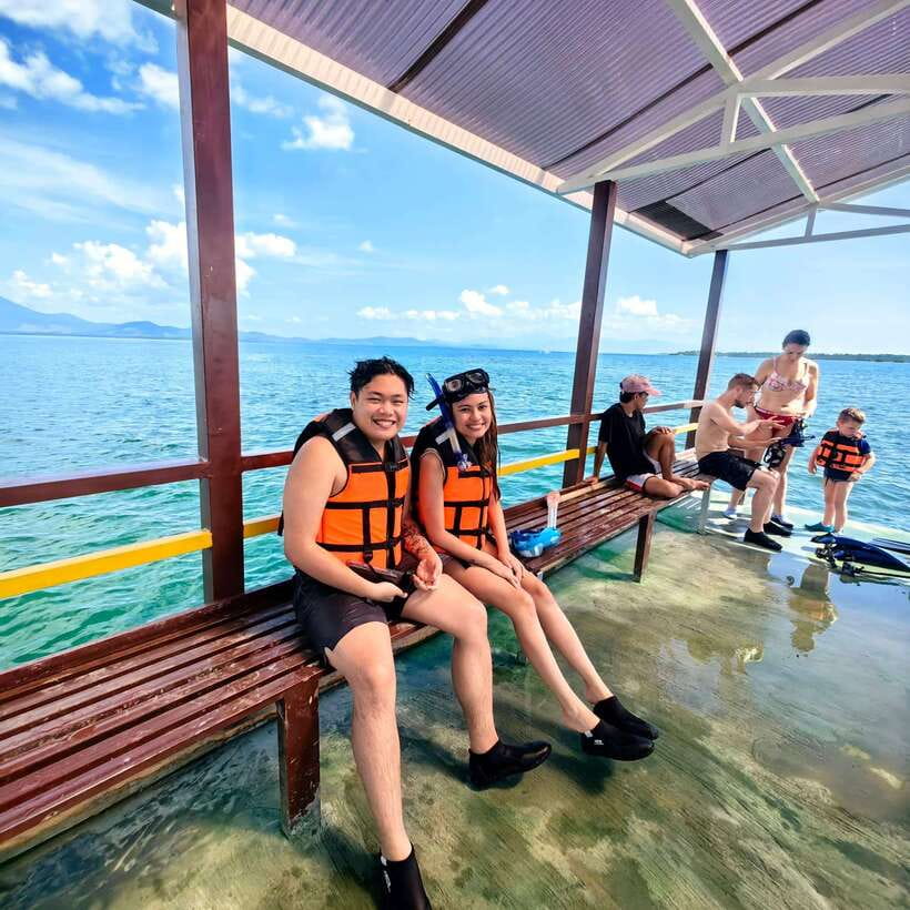 Palawan: Honda Bay Island Hopping Cruise - Starfish Island: a first look at the water