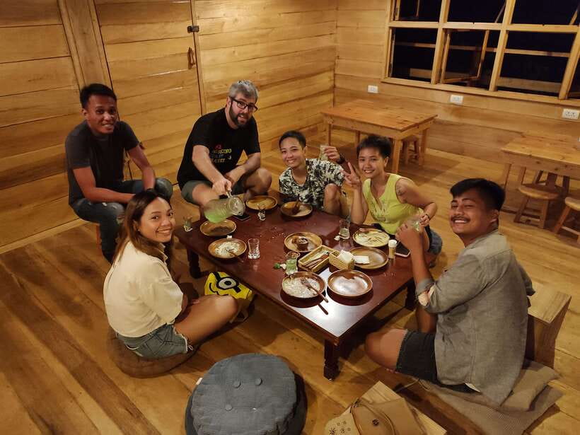 Panglao Bohol Island: Alona Beach Pub Crawl with Drinks - Why the $17 price can be good value