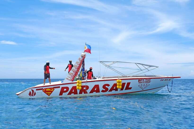 Panglao: Solo or Tandem Parasailing Experience near Alona - Solo or tandem: which should you choose?