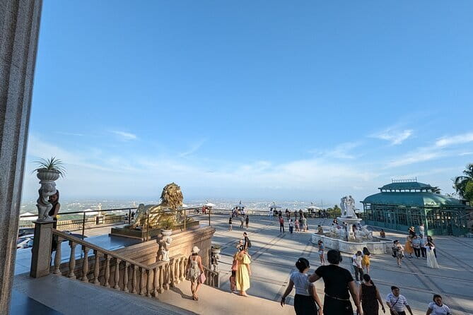Panoramic View of Cebu and Dinner with Night View - A seven-hour route from hilltop monuments to city lights