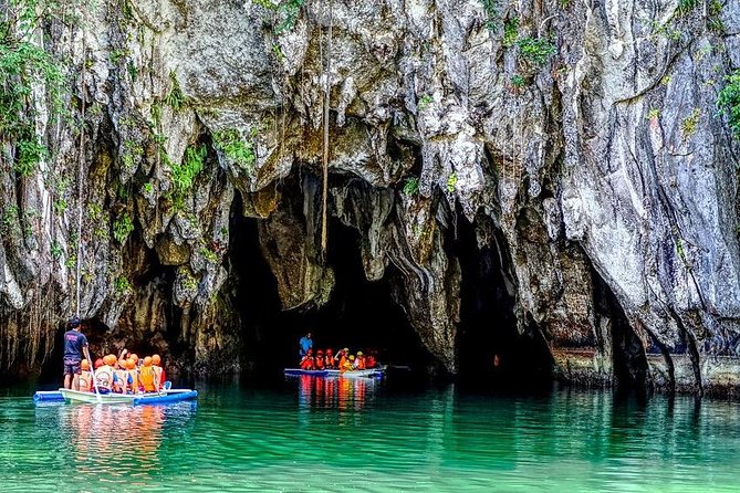 Private 4-kilometer Puerto Princesa Underground River Tour with lunch - Entering the Underground River by Paddle Boat