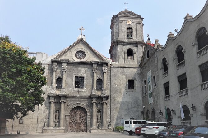 Private Half-Day Makati (Old Manila) with Intramuros - Rizal Park: a short stop with national meaning