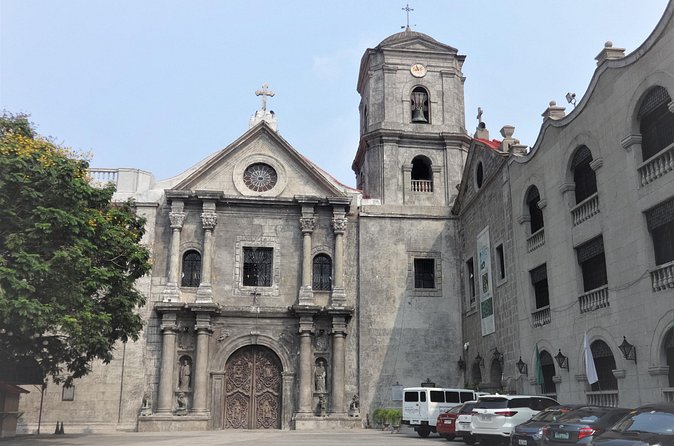 Private Half-Day Makati (Old Manila) with Intramuros - Binondo and the calesa ride