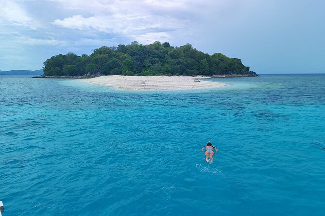 Private Linapacan Island Day Trip with Buffet Lunch - Leaving El Nido at 8:00 a.m.