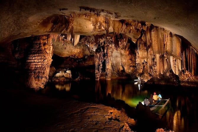 Private Underground River Tour In Puerto Princesa - What the audio guide and paddle guide add