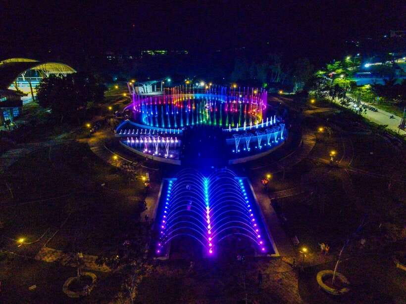 Puerto Princesa: Balayong People's Park with Dinner and Show - What this Puerto Princesa evening is really like