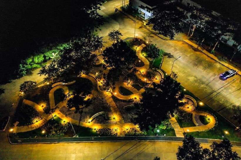 Puerto Princesa: Balayong People's Park with Dinner and Show - Dinner comes before the park
