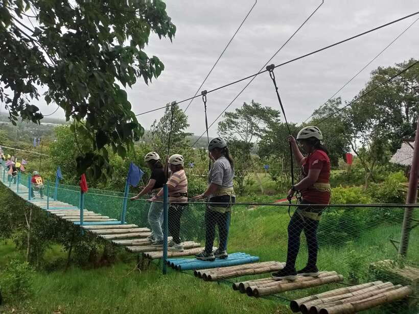 Puerto Princesa; Half day City tour - Bakers Hill for hopia, gardens, and small gifts