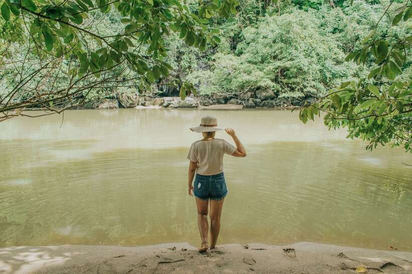 Puerto Princesa: Underground River, Zipline, Paddleboat Tour - Inside the cave, geology takes center stage