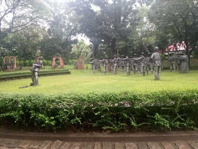 Revolutionary Tour of Manila - General Luna Street and the Philippine-American War
