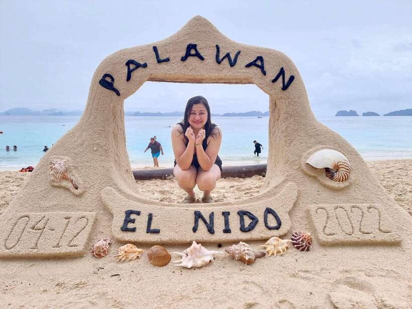 Shared El Nido Tour A - Mabuhay Sports Bar and the morning departure