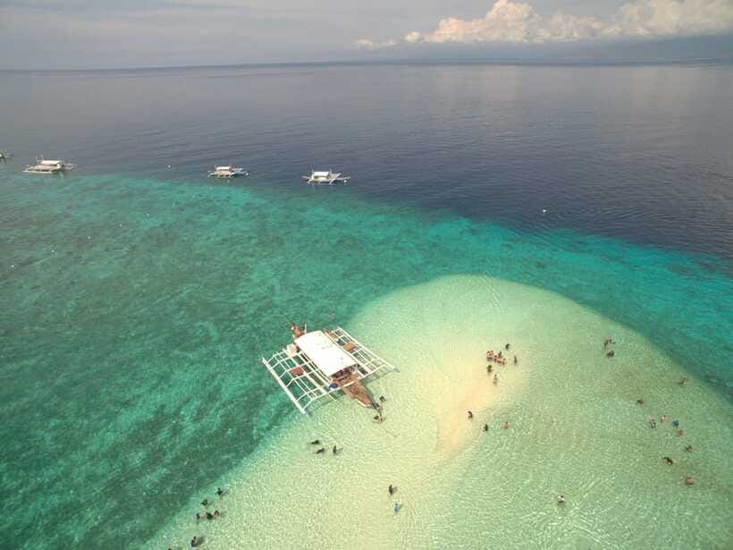 Siargao Island Hopping: Tri Island Tour - Shared and Private - Daku Island: lunch, swimming, and beach time