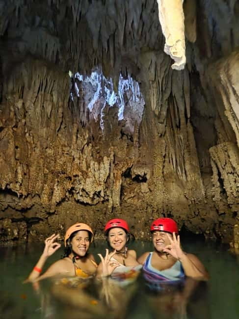 Siargao: Jellyfish Sohoton Cove Tour with Lunch and Pickup - Naquiawit Island Lunch and Club Tara Views