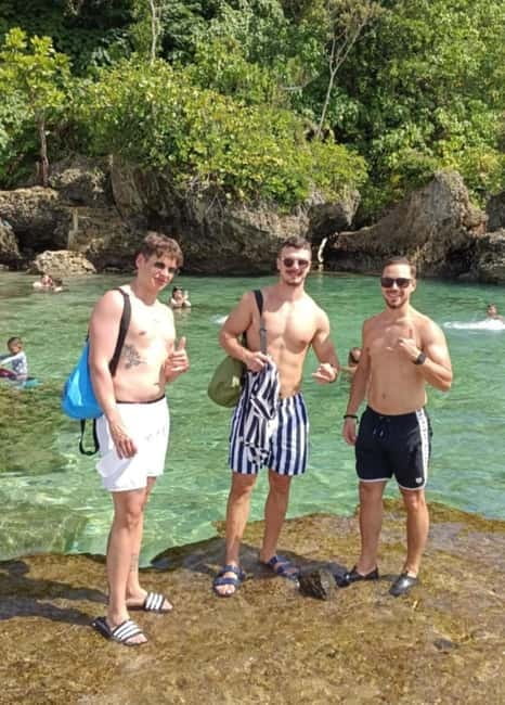 Siargao:Lagoon,Cave Rock Pool, w/Lunch & Transfer - Lunch on the circumferential road