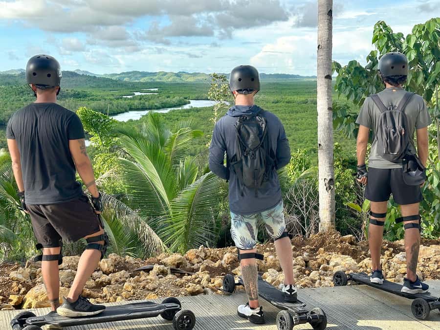 Siargao : Morning 1 Hour Guided Electric Skate Experience - Starting at eMotion Siargao Near Jacking Horse Beach