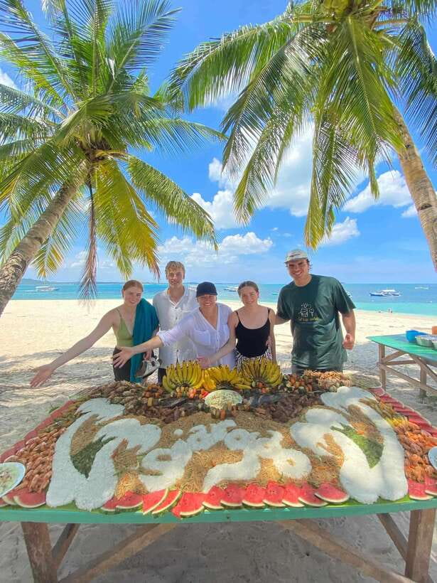 Siargao:Tri Island Hopping Naked Island, Daku, Guyam w/Lunch - What a $52 Siargao island day really buys you