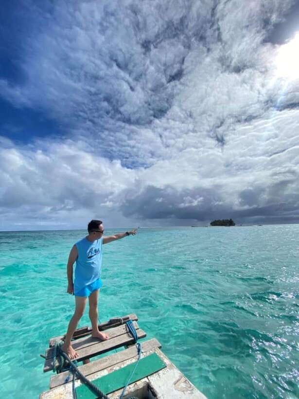 Siargao:Tri Island Hopping Naked Island, Daku, Guyam w/Lunch - What happens with Secret Beach?