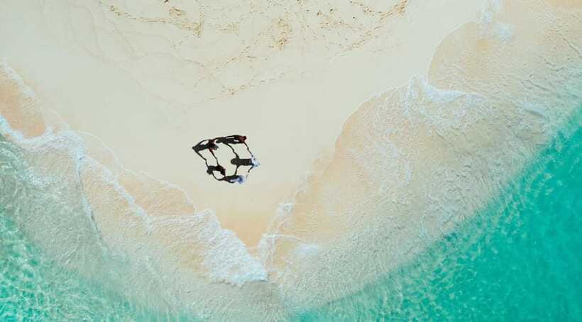 Siargao Tri-Island with Drone & Mermaid Tail - The tide-dependent Secret Island stop
