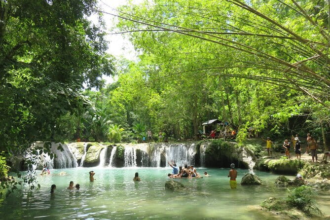 Siquijor Land Tour - What the guide and group size add