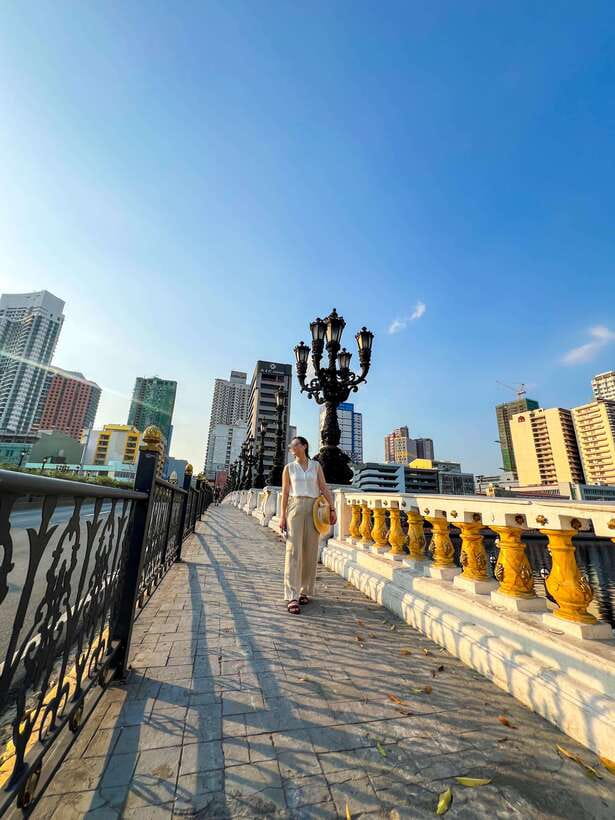 Solo Traveler Friendly Manila Walk w/ Mobile Photography - Should you book it?