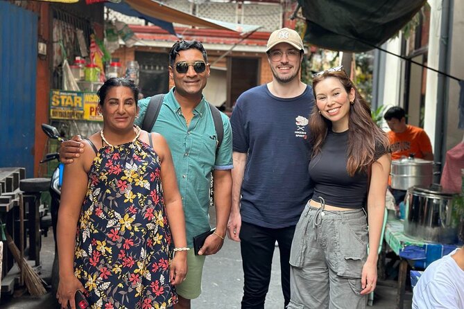 The Hidden Gems of Manila Guided Tour - Meeting the group at Tutuban Center