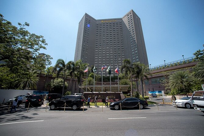 Transfer from Airport to Manila, Makati, Taguig and Pasay Hotel - The ride to Makati, Taguig, Pasay, or Manila